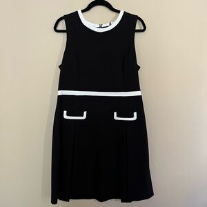 TOMMY HILFIGER BLACK AND WHITE SHIFT DRESS SIZE 12